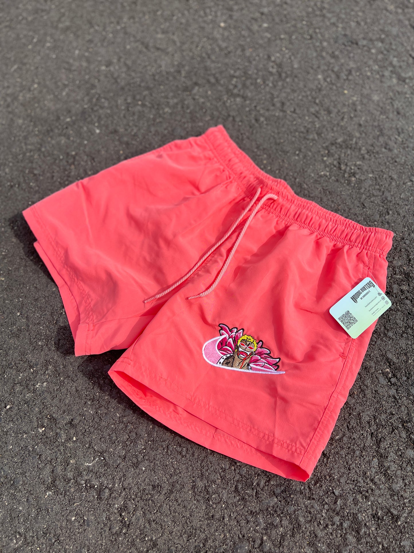 Pack Verano Anime: Bañador ECO Personalizable + Toalla Bordada