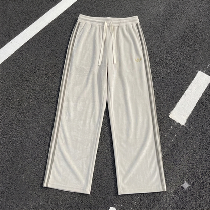 The Viral Chinese Pants