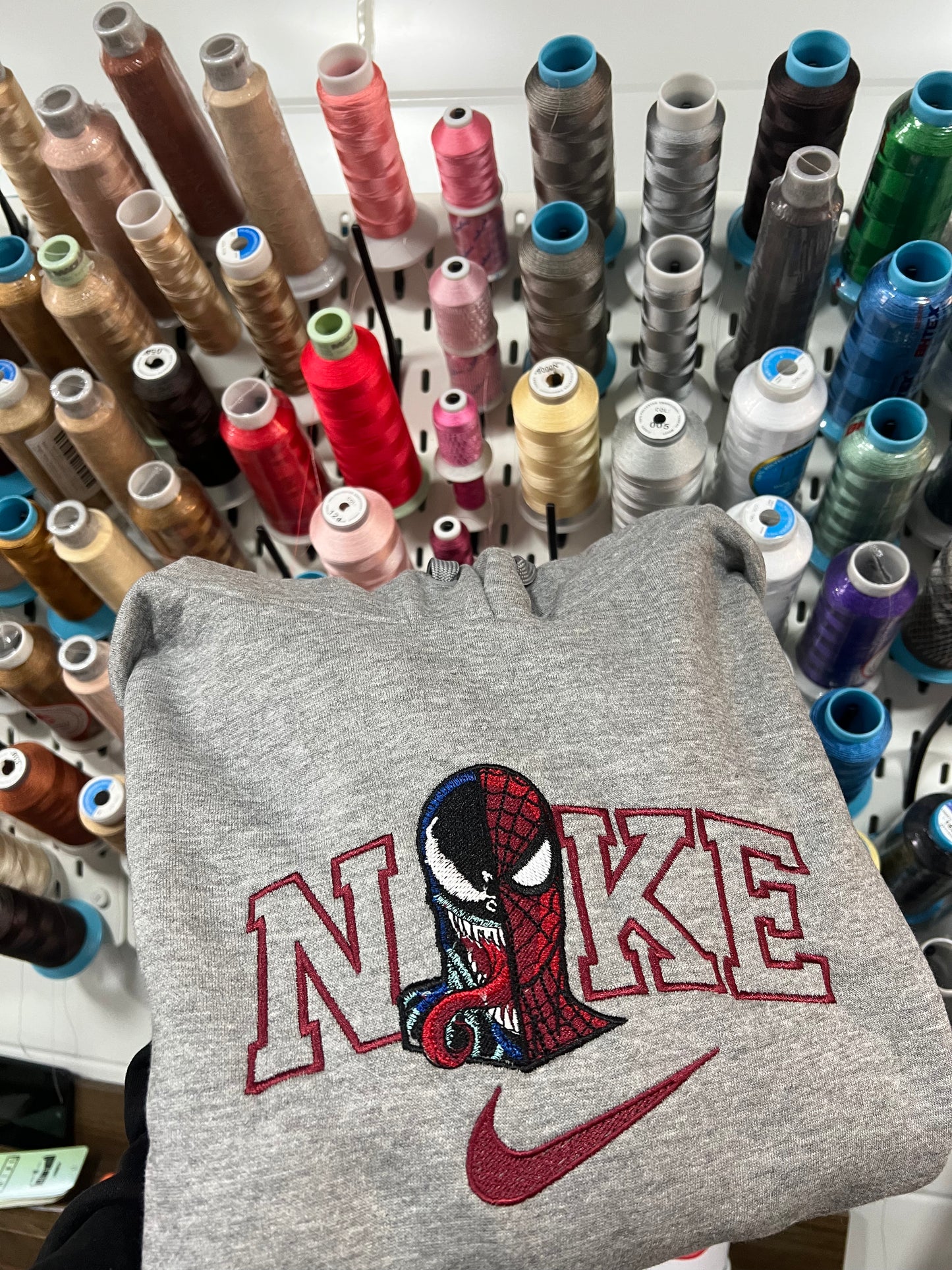 Spiderman venom swoosh
